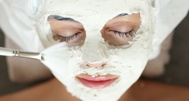 Gesichtsbehandlung, Gesichtsreinigung im Kosmetikstudio